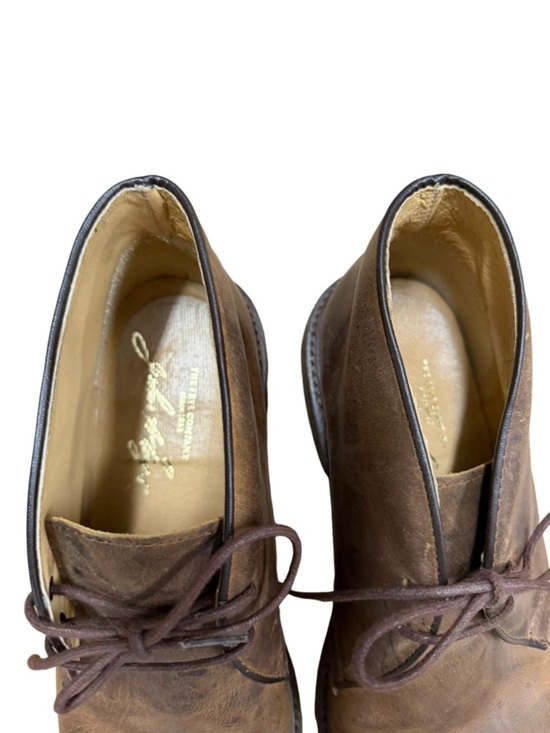 FRYE Bowery Lace Up Chukka Boot Brown
Size 9.5